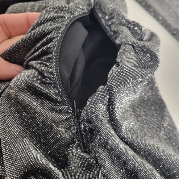 Vince Camuto Elegant Silver Long-Sleeve Dress - Picture 10 of 16